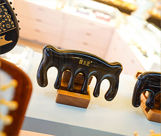 Tan Mujiang 谭木匠